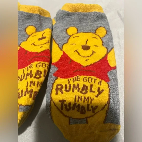 Women's 9-11 Winnie the Pooh Themed Socks - Picture 7 of 7